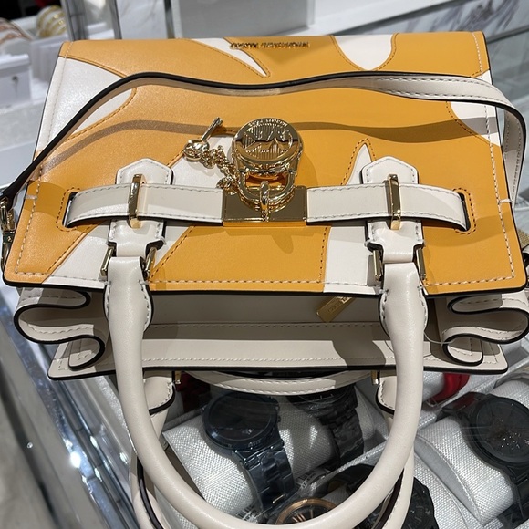 MICHAEL KORS Hamilton Small Two-Tone Satchel
COLOR GOLDEN ROD MULTI
NWT - Picture 6 of 16